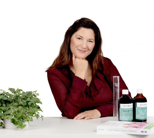 A warm welcome to Juliana Palade- Medical Herbalist